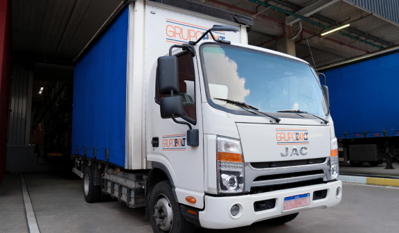Conheça mais sobre nosso serviço: Transporte | Grupo Bolt